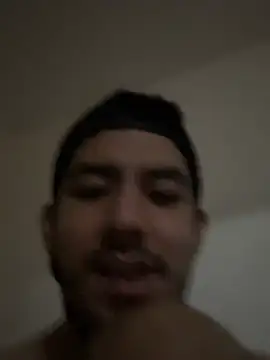 Snapshot of vinihfeh chatting on June 22, 5:04 am vinihfeh online show from June 22, 5:04 am