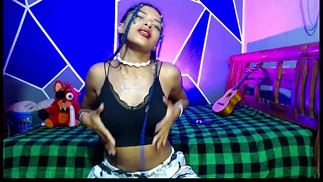 Snapshot of Little_Darkness_Dancer chatting on January 5, 11:30 pm Little Darkness Dancer online show from January 5, 11:30 pm