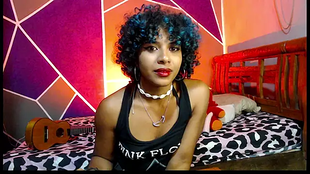 Snapshot of Little_Darkness_Dancer chatting on January 8, 11:51 pm Little Darkness Dancer online show from January 8, 11:51 pm