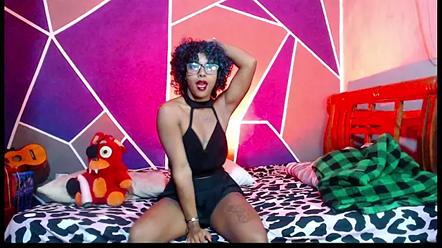 Snapshot of Little_Darkness_Dancer chatting on January 14, 10:03 pm Little Darkness Dancer online show from January 14, 10:03 pm