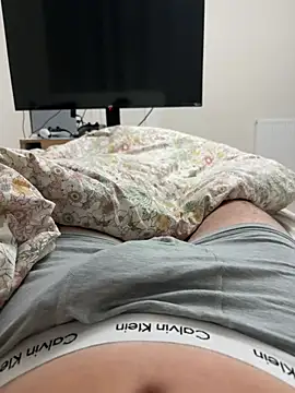 hrnylad 55 online show from April 17, 8:01 pm