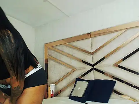 LunaFever69 online show from April 22, 3:09 am