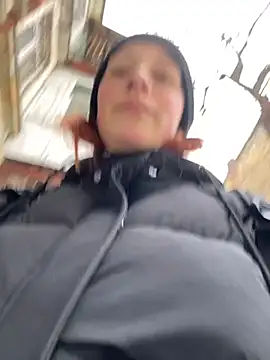 Lily Viola online show from February 4, 8:20 am