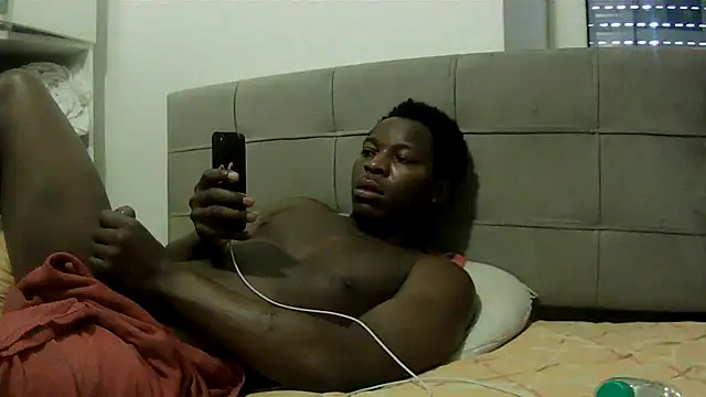 Snapshot of Bigchocco chatting on June 19, 6:29 am Bigchocco online show from June 19, 6:29 am