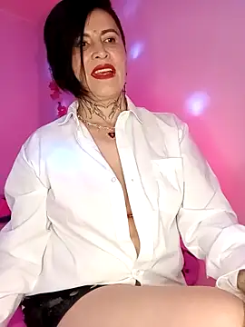 Casandramillf online show from April 28, 7:19 pm