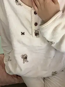  xiaoxinxin  online show from February 8, 1:31 am