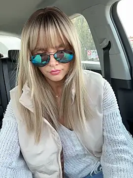 NaughtyNinky online show from April 1, 11:55 am