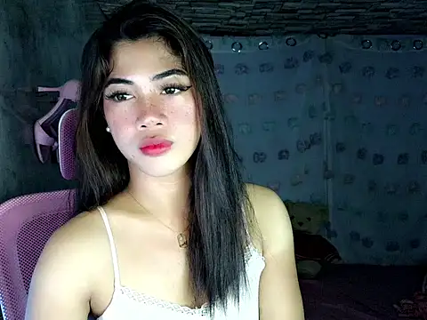 Snapshot of Margalona_ chatting on April 18, 10:41 am Margalona online show from April 18, 10:41 am