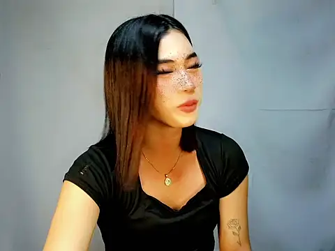 Margalona  online show from August 6, 5:59 pm