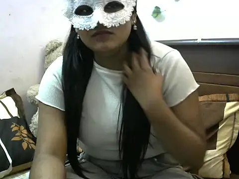 Snapshot of KiaraDoll002 chatting on March 23, 5:06 pm KiaraDoll002 online show from March 23, 5:06 pm