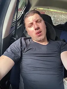 allee2206 online show from March 24, 1:49 pm