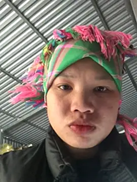 Minhkhue121 online show from January 8, 8:16 am