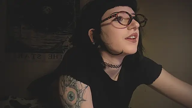 ghoticspectre online show from January 16, 6:01 pm