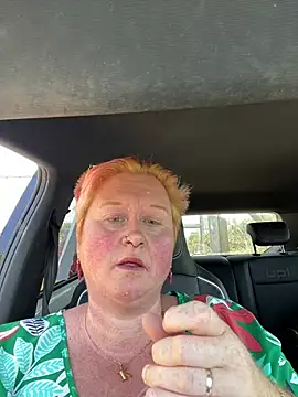 BustyRedxx online show from July 10, 10:29 am