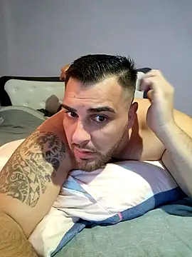 Snapshot of Attila98 chatting on March 14, 3:17 pm Attila98 online show from March 14, 3:17 pm