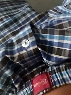 Snapshot of SiyandaDbn chatting on January 13, 6:29 am SiyandaDbn online show from January 13, 6:29 am