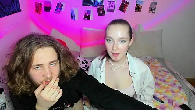 swiity room  online show from January 18, 4:22 pm