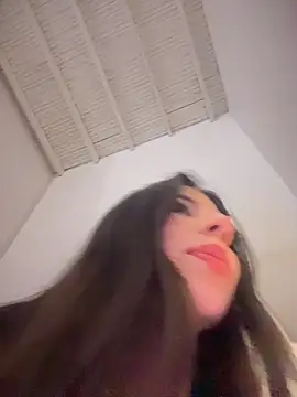 ShyDesireXXX online show from March 18, 5:54 am