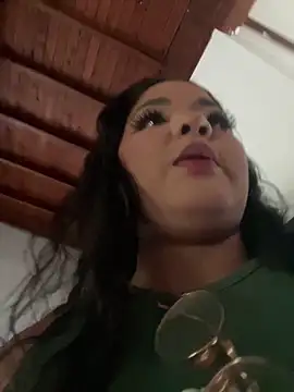 Isabella Belmont online show from February 5, 8:24 pm