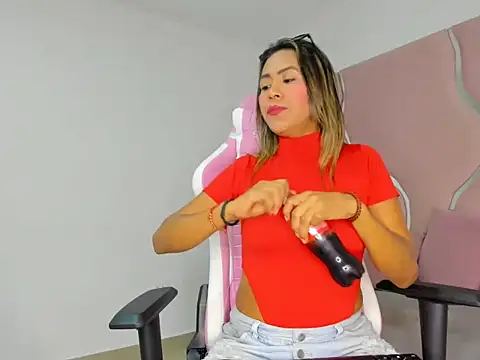 sharithasm online show from February 3, 9:53 pm