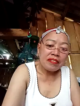 Agnes-baby online show from April 18, 2:15 am