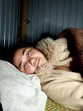 alycen online show from January 10, 5:37 pm