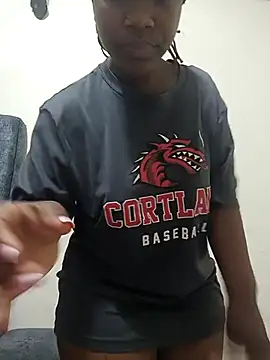 Bootyful me online show from April 23, 7:41 am