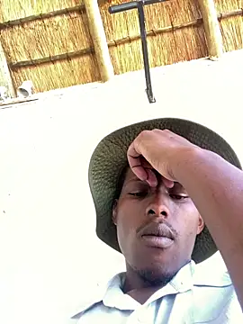 kwandero1234 online show from March 7, 8:33 am