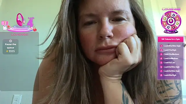 vixengoddess36 online show from March 13, 10:49 pm