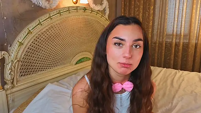 MinnaShummon online show from January 8, 10:06 am