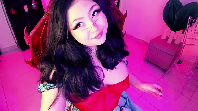 Sweet lenna online show from April 18, 10:43 pm