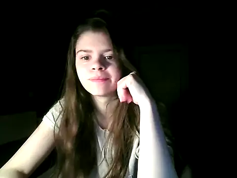 Snapshot of sofi_tom chatting on February 2, 11:47 pm sofi tom online show from February 2, 11:47 pm
