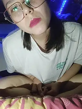 Snapshot of Sexyhanna14 chatting on May 7, 1:55 am Sexyhanna14 online show from May 7, 1:55 am