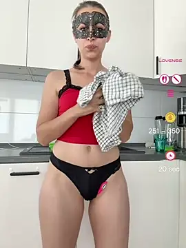 Snapshot of Ina-Immergeil chatting on June 25, 7:13 am Ina-Immergeil online show from June 25, 7:13 am