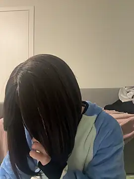 Lily Lii online show from January 15, 1:48 pm