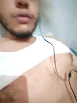 Snapshot of DrosXO chatting on February 13, 5:42 pm DrosXO online show from February 13, 5:42 pm