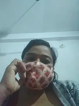 momo loves online show from January 17, 3:17 pm