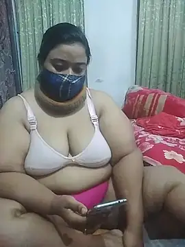 momo loves online show from March 11, 6:36 pm