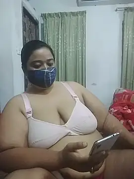 momo loves online show from March 14, 5:51 pm