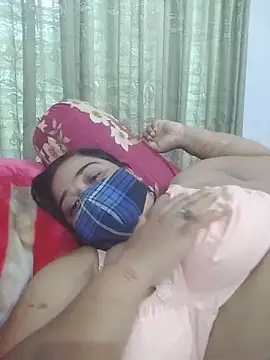 momo loves online show from April 1, 6:03 am