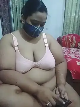 momo loves online show from April 11, 3:11 am