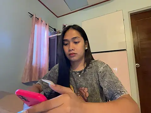 Mira Janee online show from February 17, 9:06 am