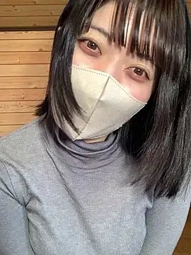 minami room online show from February 2, 12:09 am