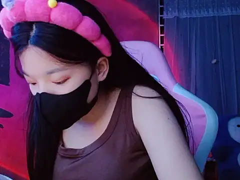 -Tamy- online show from February 17, 4:57 pm