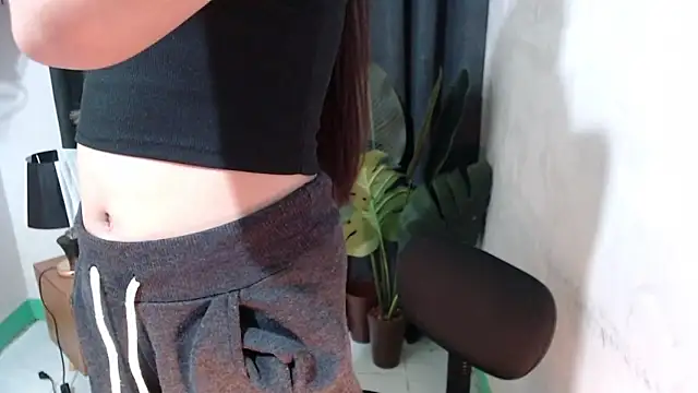 Snapshot of Pretty_Lys chatting on January 18, 12:14 am Pretty Lys online show from January 18, 12:14 am