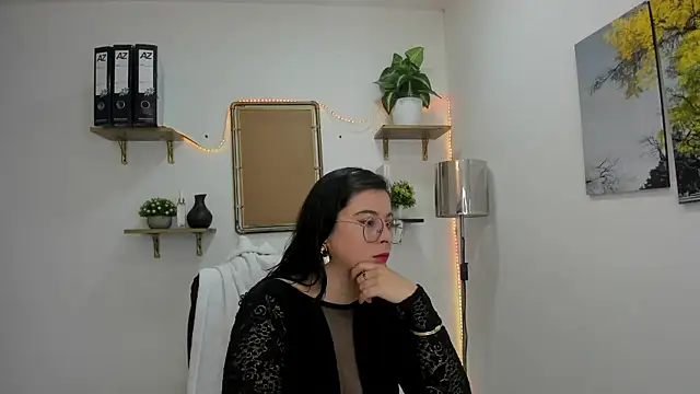 Victoria cg1 online show from January 9, 12:30 pm