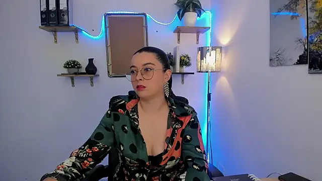 Victoria cg1 online show from January 13, 9:47 am