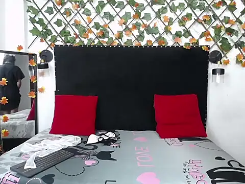 vsamanthaper1 online show from February 28, 7:37 pm