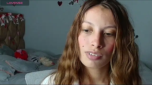 Sweet moon v  online show from February 28, 11:06 pm