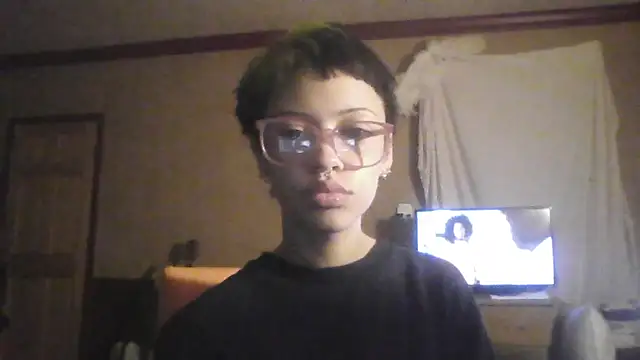 jojosbizarrelyf online show from January 8, 2:03 am